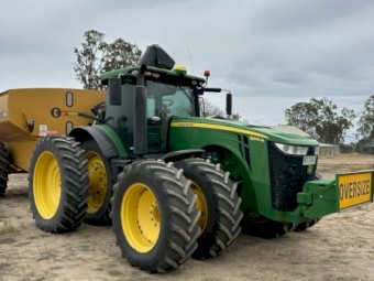 Johndeere 8245R