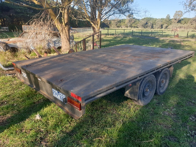 Hoppers crossing 14x8ft flat top