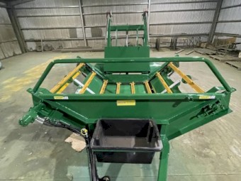 Elsworth Twin Round Bale Feeder