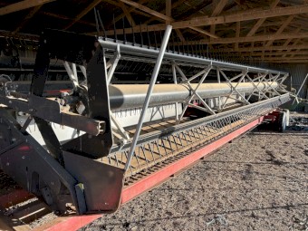 Massey Ferguson WR 9635 Swather