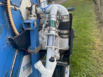 Irrigator reel