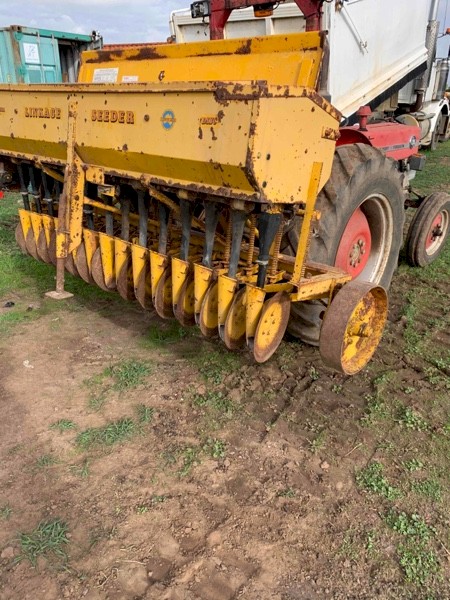 14 run Connor Shea seeder