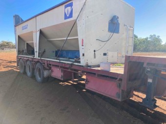 2007 Vawdrey 44ft Dropdeck with Heaslip Grouper