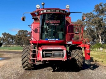 1999 Case IH 2388 Header with 1042 30ft Draper Front with Cross Auger