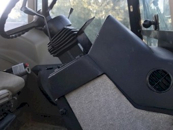 2002 Case IH CVX 150 Tractor