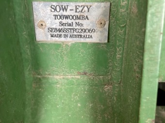 2009 Sow Ezy 8m  double disc airseeder