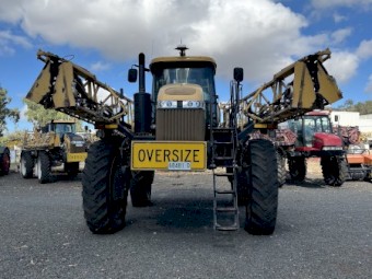 2014 RoGator 1300B Self Propelled Sprayer
