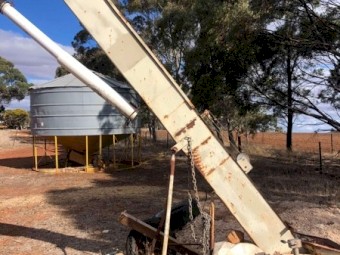 Heaslip Elevator -Auger