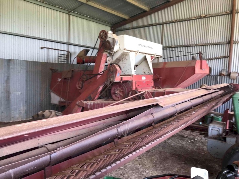 International 726 PTO Header / Harvester For Sale