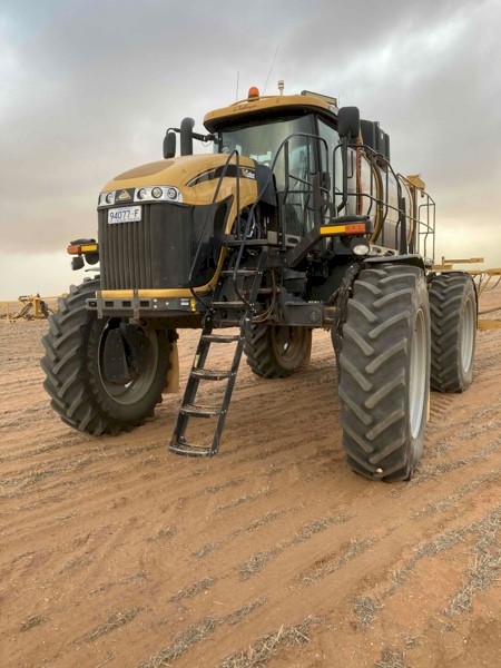 2013 Rogator 1300B Self Propelled Boom Spray