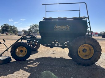 Simplicity 9000L Triple Bin Air cart