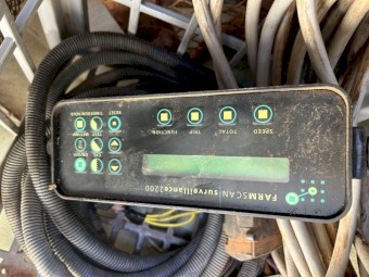 Simplicity 9000L Triple Bin Air cart