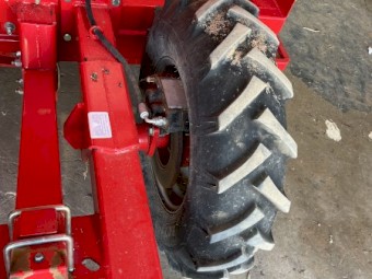 2017 Akron E9700HE Grain Bag Inloader