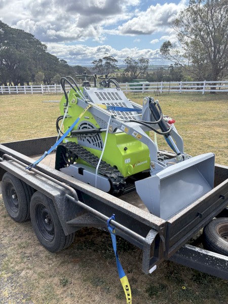 Landhero Mini Skid Steer