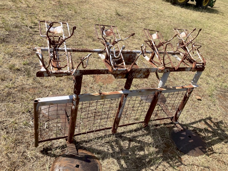 4 bay Lyco Lamb cradles