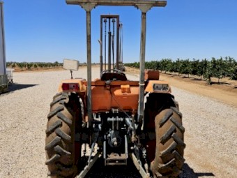 Kubota l3750 4wd diesel forklift tractor with bin tipper