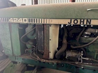 John Deere 4240 Tractor